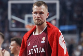 Pasaulio čempionatą dėl traumos praleidęs Porzingis įsitikinęs – dėl to kalta avalynė